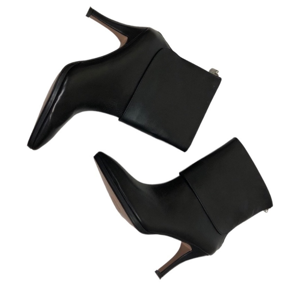 AdrienneVittadini Jael Folded Cuff Bootie - Picture 2 of 15